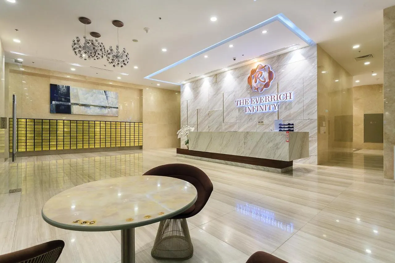 Everrich Q5 - Two Bedroom Хошимин Апартаменты